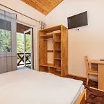 A.v. Namai Guest house